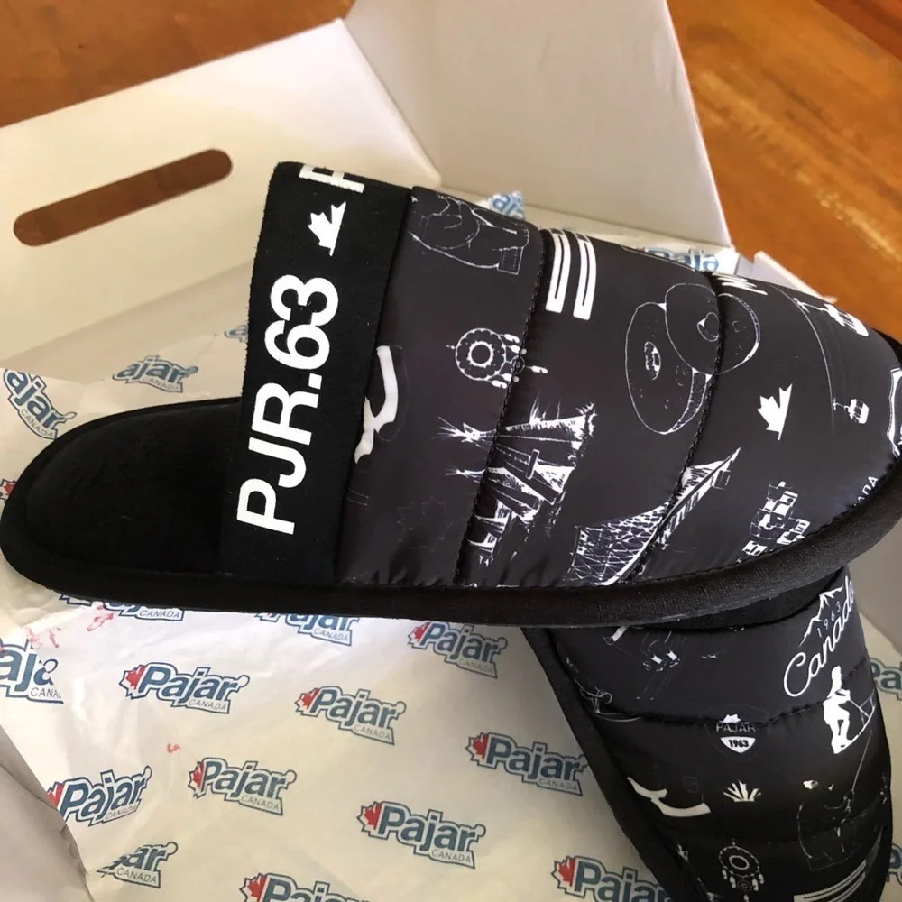 PAJAR/ Stevie/ black vintage slippers, size 39 European, new in Box